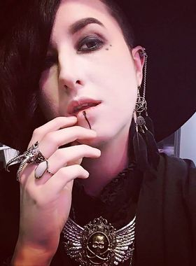 RESTYLE暗黑哥特鹿角骷髅戒指