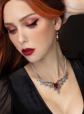 Alchemy Elizabethan P1001伊丽莎白时代 哥特风红色心形水晶项链