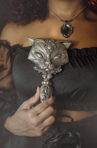 Alchemy Vault V64 Sacred Cat Hand Mirror圣猫哥特复古手拿镜-图0