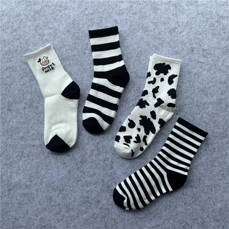 25秋冬新品韩国奶牛条纹潮袜子ins黑白学院风男女情侣纯棉中长筒,淘宝优惠券,粉丝福利购,淘宝优惠卷