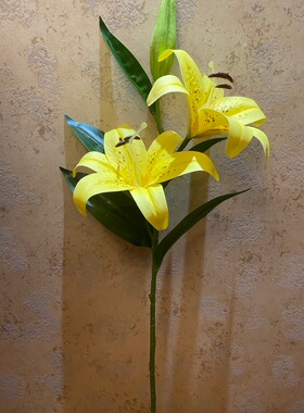 家居装饰仿真花假花绢花单枝两花一蕾黄色百合黄天霸百合靓丽百搭