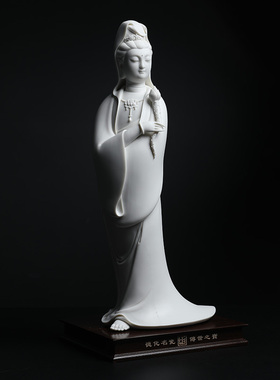 戴玉堂陶瓷摆件《持莲观音》林建平德化白瓷佛像装饰客厅艺术品