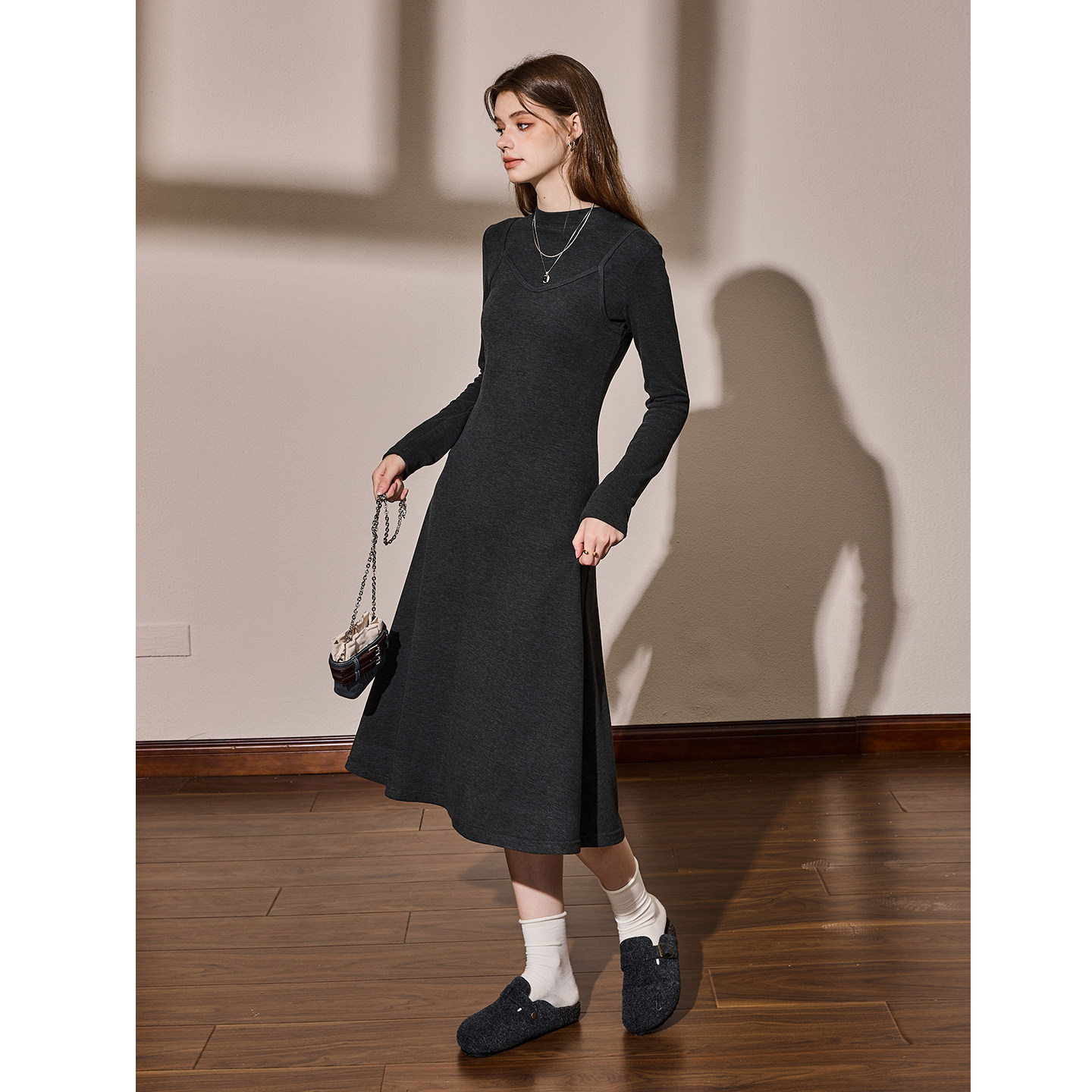 库恩玛维假两件针织连衣裙女2025年秋季新款优雅气质中长款毛衣裙