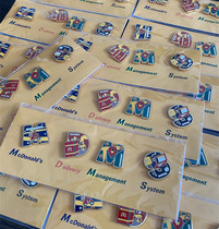 McDonalds MDMS badge pins McDonalds English letter cachet suit 4 McDonalds brooch