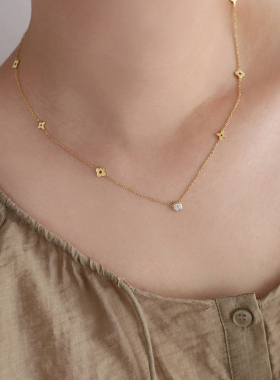 不褪色四叶草花朵百搭锁骨链