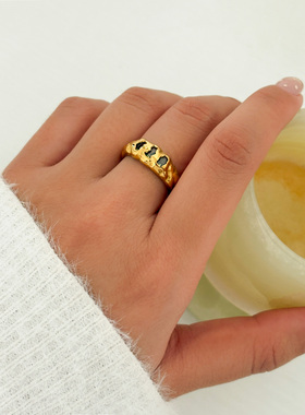 【DASEIN】港风复古高级感指环18k镀金不锈钢防水黄钻熔岩戒指