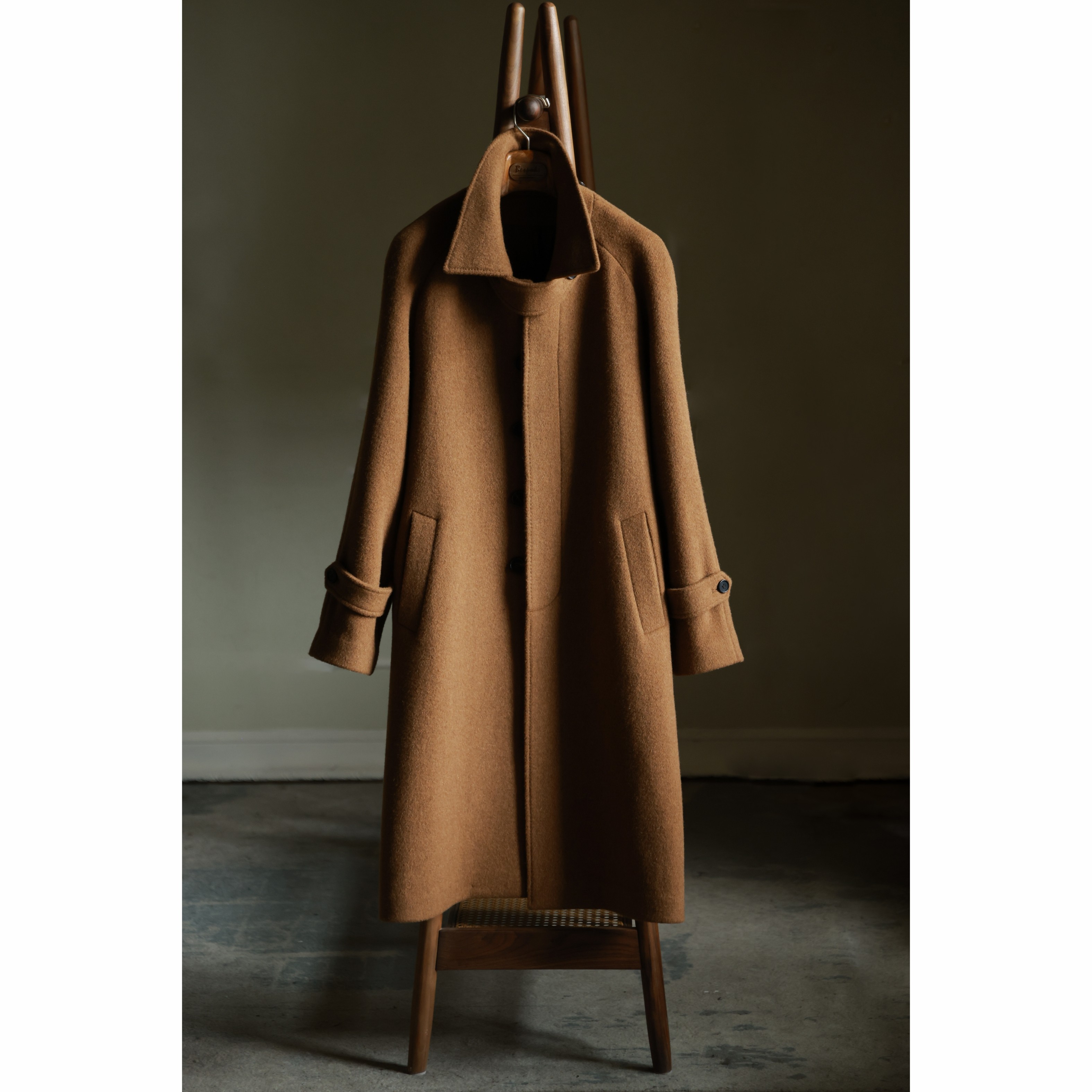 UGENTLE男装 冬款 羊驼绒「赤壁丹霞」毛呢单排扣 巴尔玛肯长大衣,淘宝优惠券,粉丝福利购,淘宝优惠卷