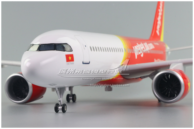 越南越捷航空A320感应LED起落架ABS树脂静态仿真47cm飞机模型1:80-图2