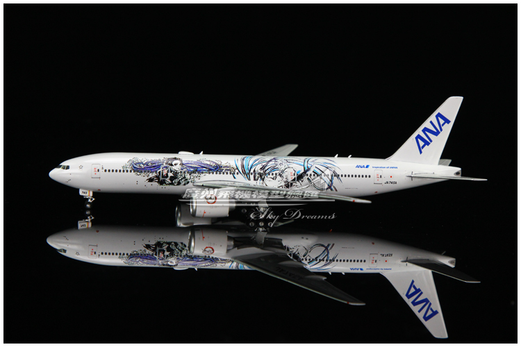 Phoenix 04490全日空波音 B777-200ER JA745A鬼灭彩绘 1:400-图0