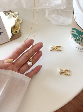 韩国S925纯银倒J型珍珠项链小众设计锁骨链毛衣链