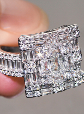 轻奢四边形满钻锆石白金女戒