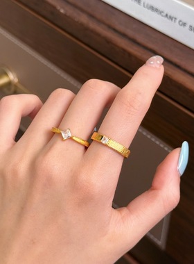 小红书爆款法式轻奢简约拉丝方形锆石戒指女小众设计开口戒子指环