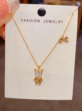 可爱小熊项链高级感锁骨链