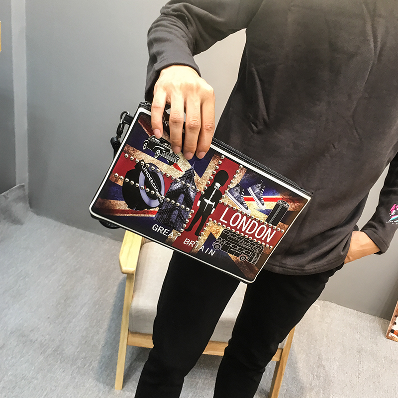 潮流 2018新款歐美男士米字鉚釘手拿包 韓版休閒潮男包復古信封包
