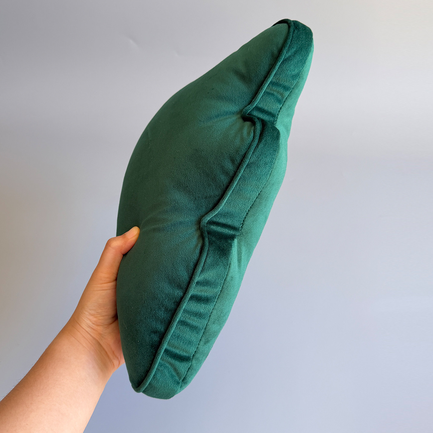 Export old American Christmas atmosphere special-shaped pillow