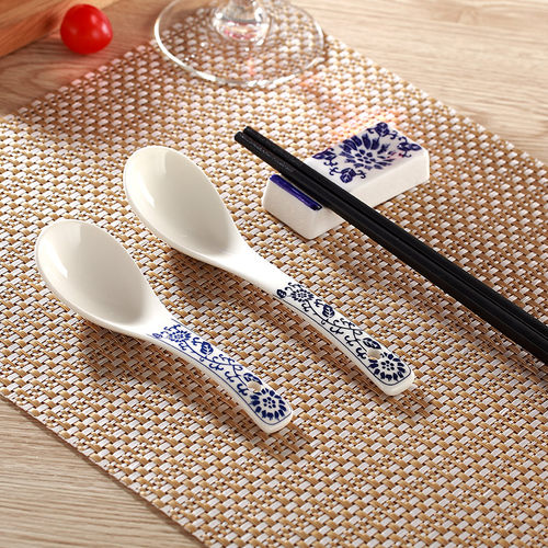创意陶瓷青花瓷勺子酒店家用汤匙陶瓷餐具汤饭勺面碗勺子筷架筷托 - 图0