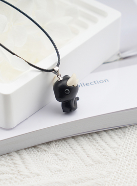 隐山手作小龙吊坠生肖檀木锁骨链