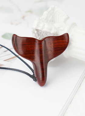 隐山鲸鱼檀木海豚定制纪念吊坠