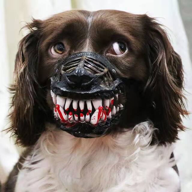 Russian imported scary and funny anti-barking and anti-biting masks for Halloween with the same Doberman muzzle for medium and large dogs