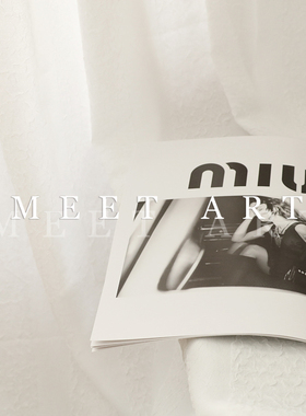 杂志时尚风英文全彩画册摄影摆拍