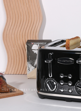 简约样板间厨房面包机