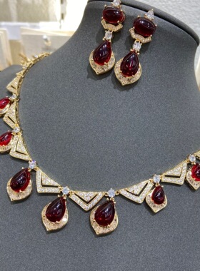 刘亦菲晚宴同款镶锆石水滴项链耳钉轻奢高级感首饰套装小众百搭饰