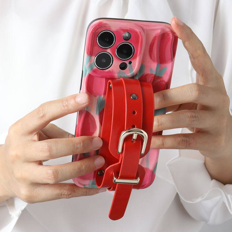 春夏风格适用苹果14/15/16PROMAX手机壳小众艺术设计款12/13全包硅胶手腕带,淘宝优惠券,粉丝福利购,淘宝优惠卷