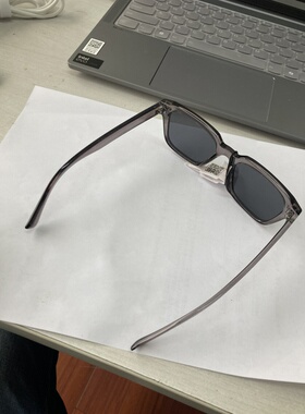 出口品牌尾货男女款中小脸太阳镜墨镜简单时尚防紫外线遮阳防晒