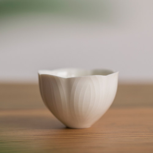 山水间莲花品茗杯月见花郁金香慈姑花朝颜花高温陶瓷茶杯茶器茶道 - 图0