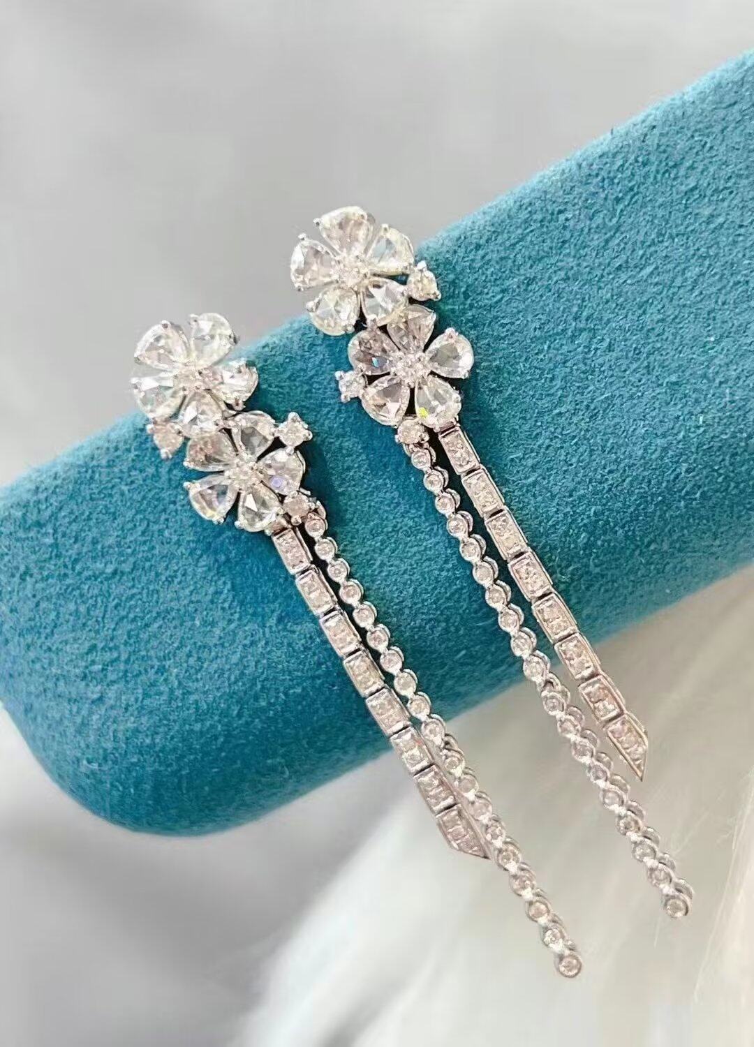 18k金女镶 1.88克拉天然南非高品质钻石玫瑰钻耳钉真金真钻送证书