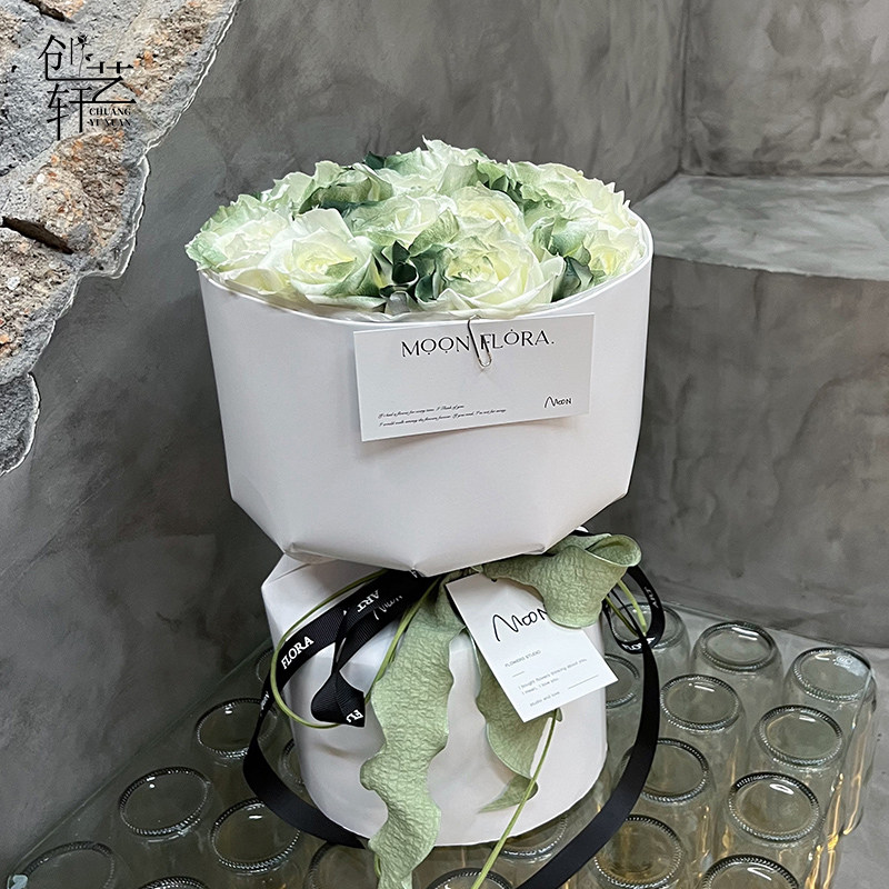 小香风花束定型片包花硬卡纸迷你中大号鲜花包装材料插花固定加厚