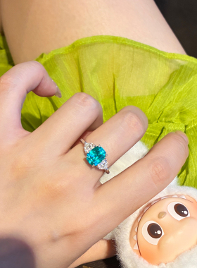 超显白培育帕拉伊巴三石彩宝戒指