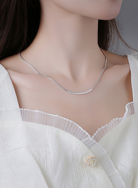 百搭极简银色微笑休闲素链项链