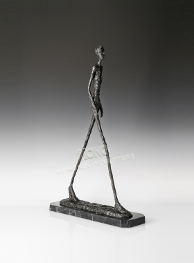 鸿鑫雕塑黄铜孤独的行者工艺摆件