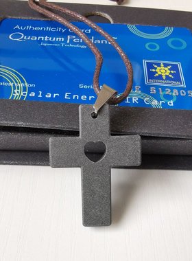 QuantumPendant黑色棉绳十字架