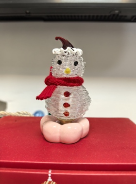 淄博琉璃圣诞树雪人玻璃摆件车载创意圣诞节礼物治愈办公桌面装饰