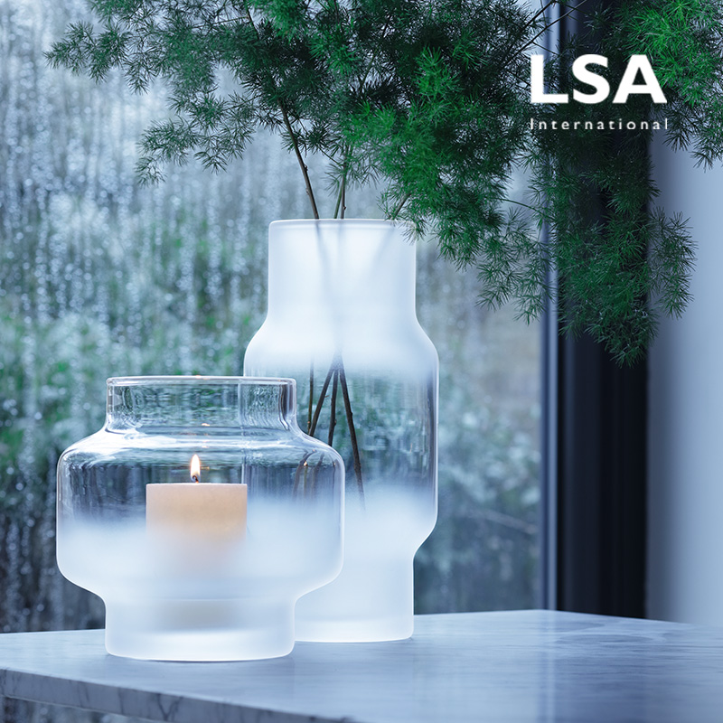 Lsa Mist Vase 英国进口水晶迷雾玻璃花瓶透明客厅北欧花器 Lsa Mist Vase 英国进口水晶迷雾玻璃花瓶透明客厅北欧花器
