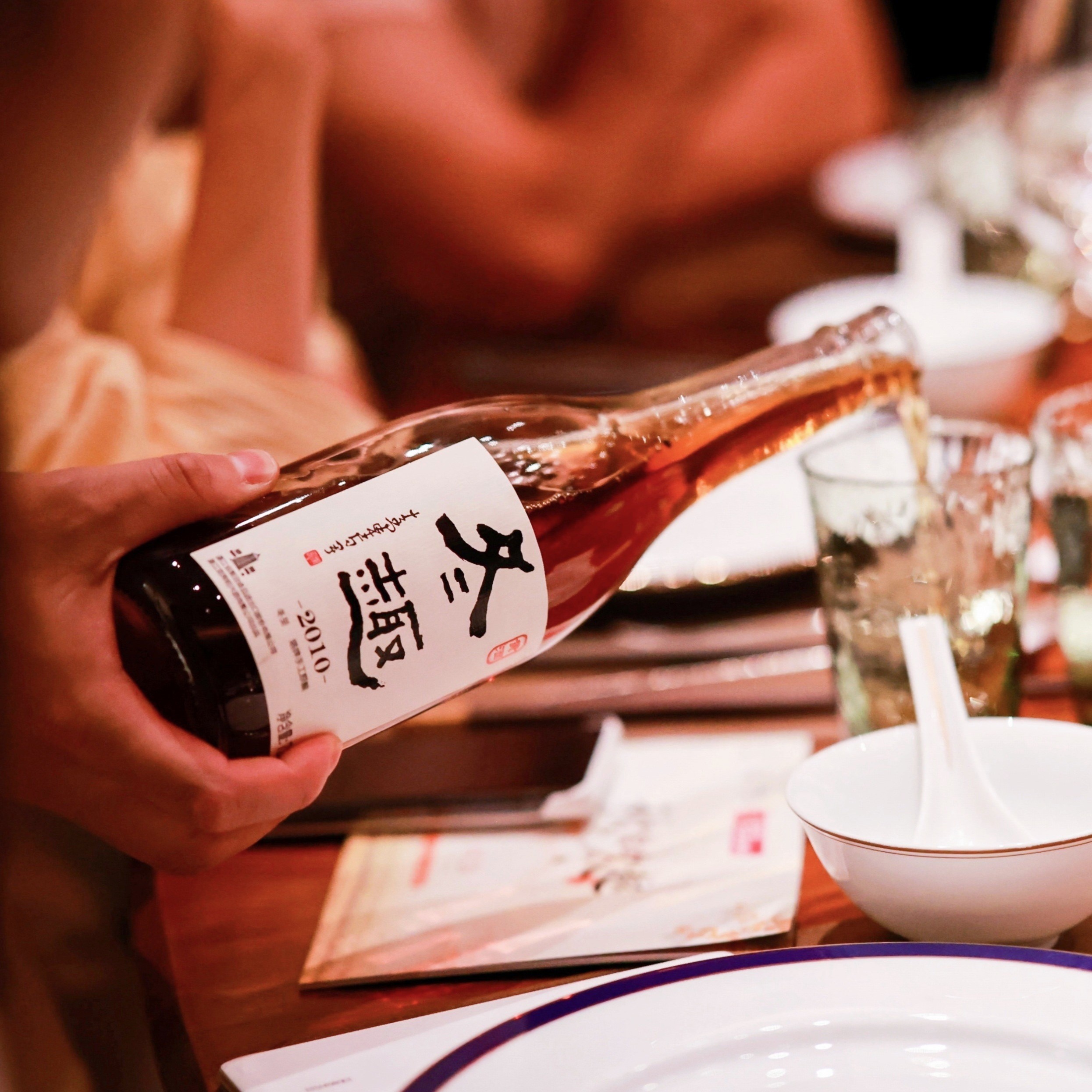 冬趣2010年绍兴塔牌黄酒冬酿花雕高端送礼无焦糖色清酒礼盒720ml_虎窝淘