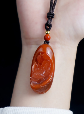 天然川料南红玛瑙年年有鱼毛衣链