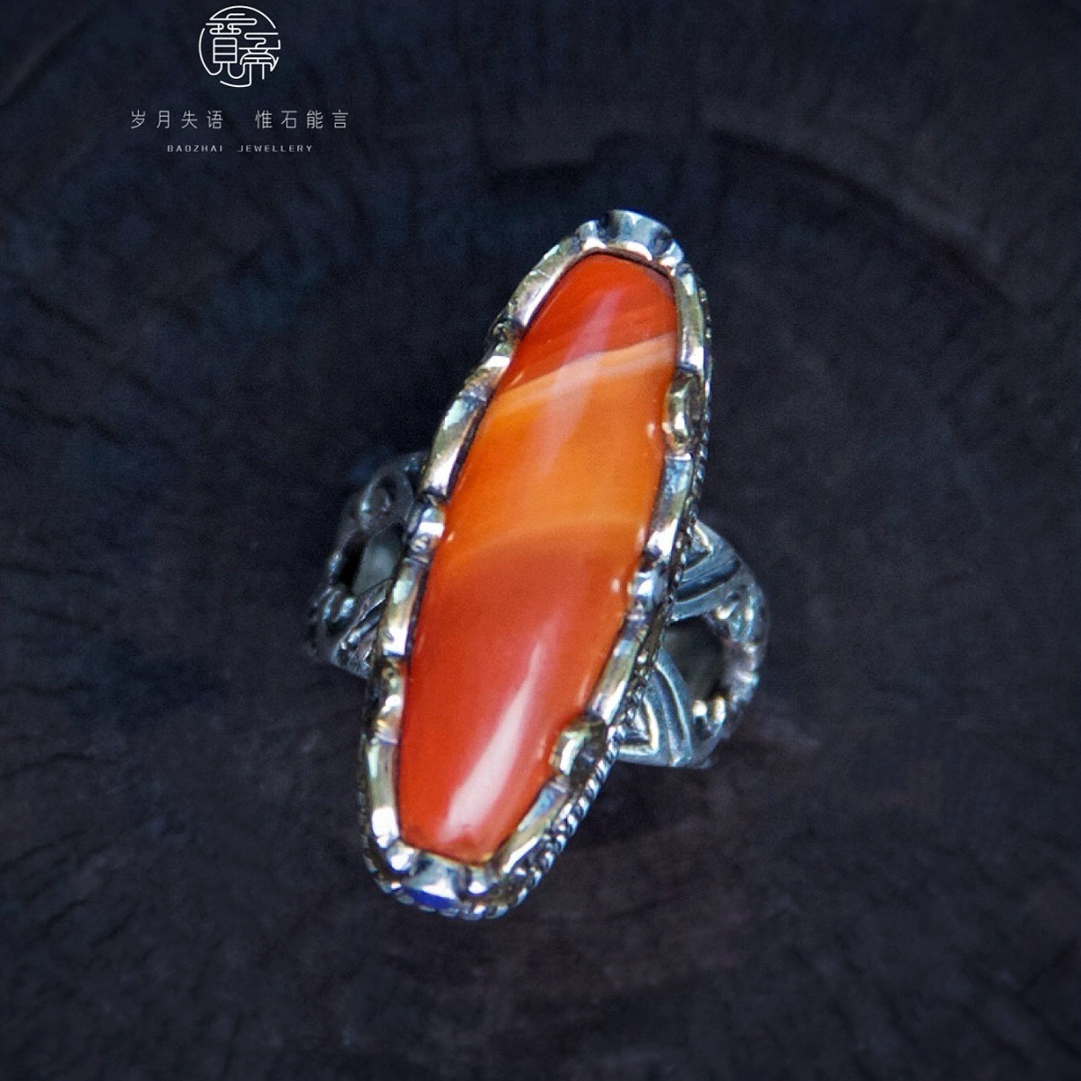 Old chalcedony ring 925 sterling silver hand-inlaid hand-made domineering Tibetan heavy industry silver thick silk wrapped unique product