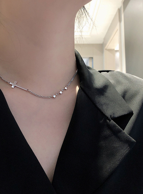 整体纯银十字架星星锁骨链设计感