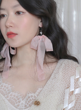 SUZEE粉蝴蝶结丝带女珍珠耳环