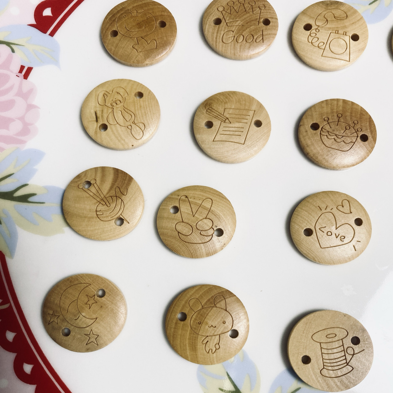 手工DIY布艺制作黄杨木装饰纽扣缝纫小苏主题套装组,淘宝优惠券,粉丝福利购,淘宝优惠卷