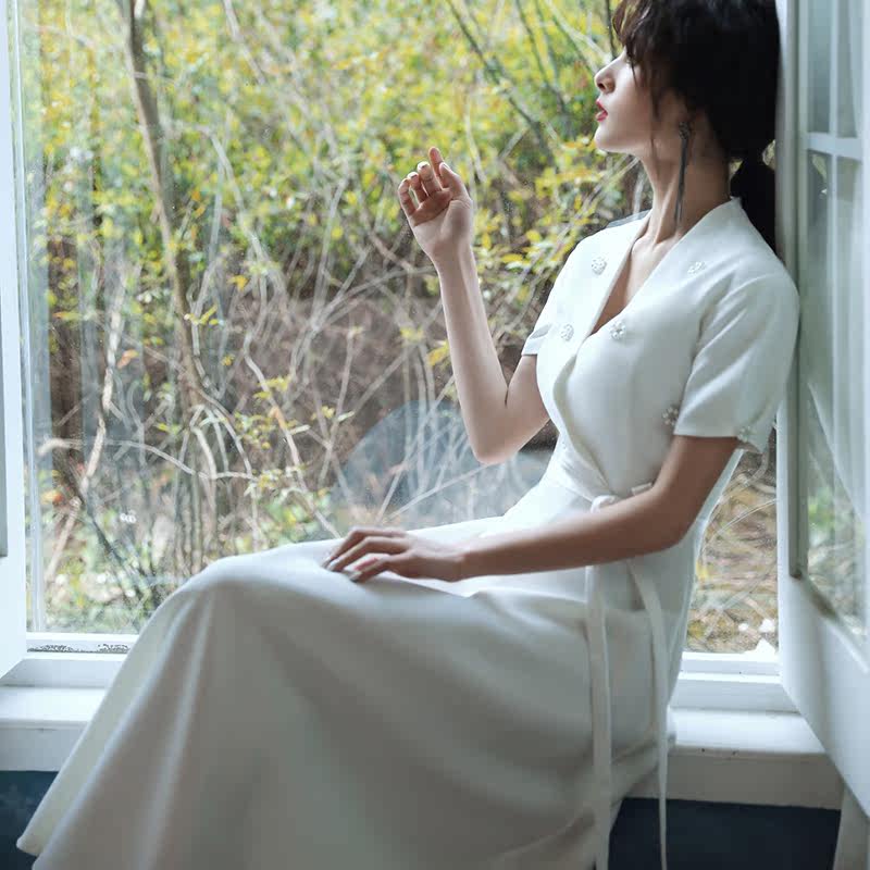 高端小个子女白色缎面连衣裙晚礼服 蜜拉贝尔礼服/晚装