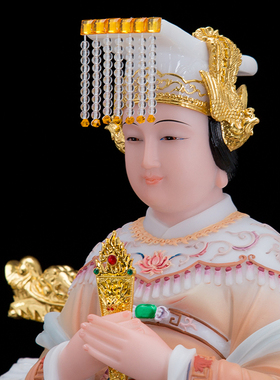 汉白玉实心复古客厅泰山奶奶摆件