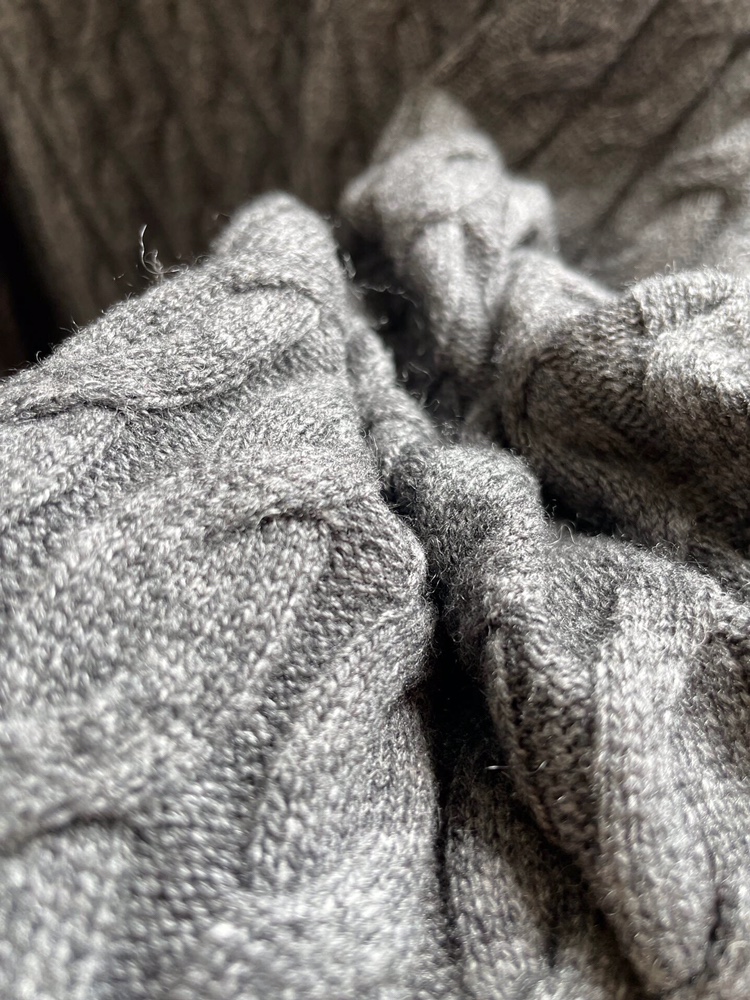 T0TE Leccio cable knit羊绒麻花宽松针织围巾披肩-图2