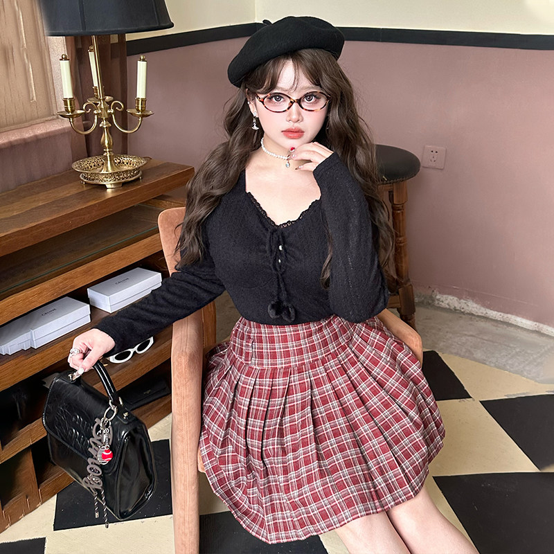 硬糖大码原创胖mm弹力蕾丝绒毛球上衣打底衫黑白色春秋新款百搭,淘宝优惠券,粉丝福利购,淘宝优惠卷