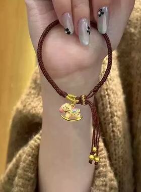 新款滴釉沙金木马手工编织手链马年本命年红绳吊坠显白手饰A女款