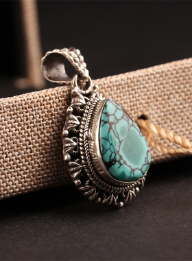 尼泊尔手工复古雕花纯银镶嵌绿松石民族风心形项链吊坠女