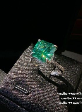 古巴比伦璀璨水滴帕拉孔雀宝石